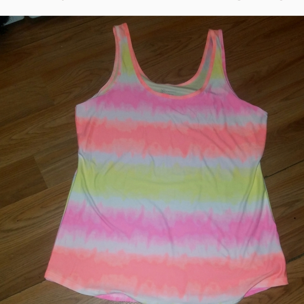 light weight tank NWOT